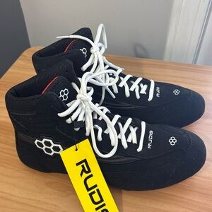 Rudis wrestling shoes ninety-5 black suede NEW men’s sz 7.5